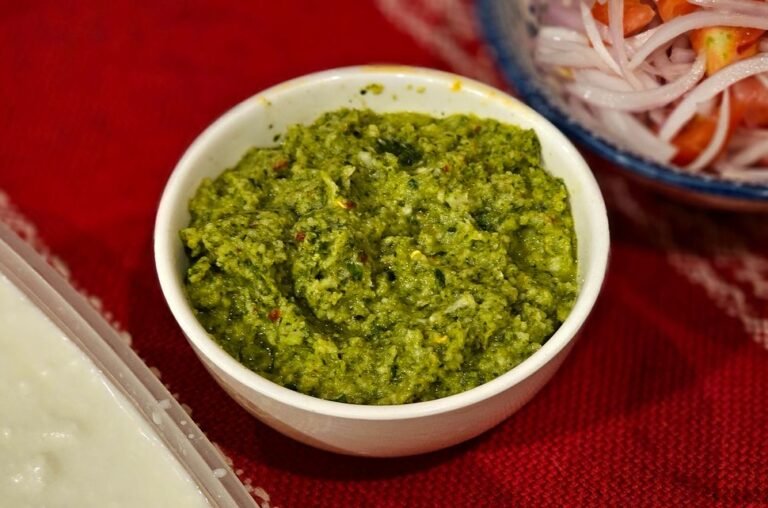 Read more about the article The Evergreen Green-Goddess Trick: A Fresh Pasta Sauce and Dip